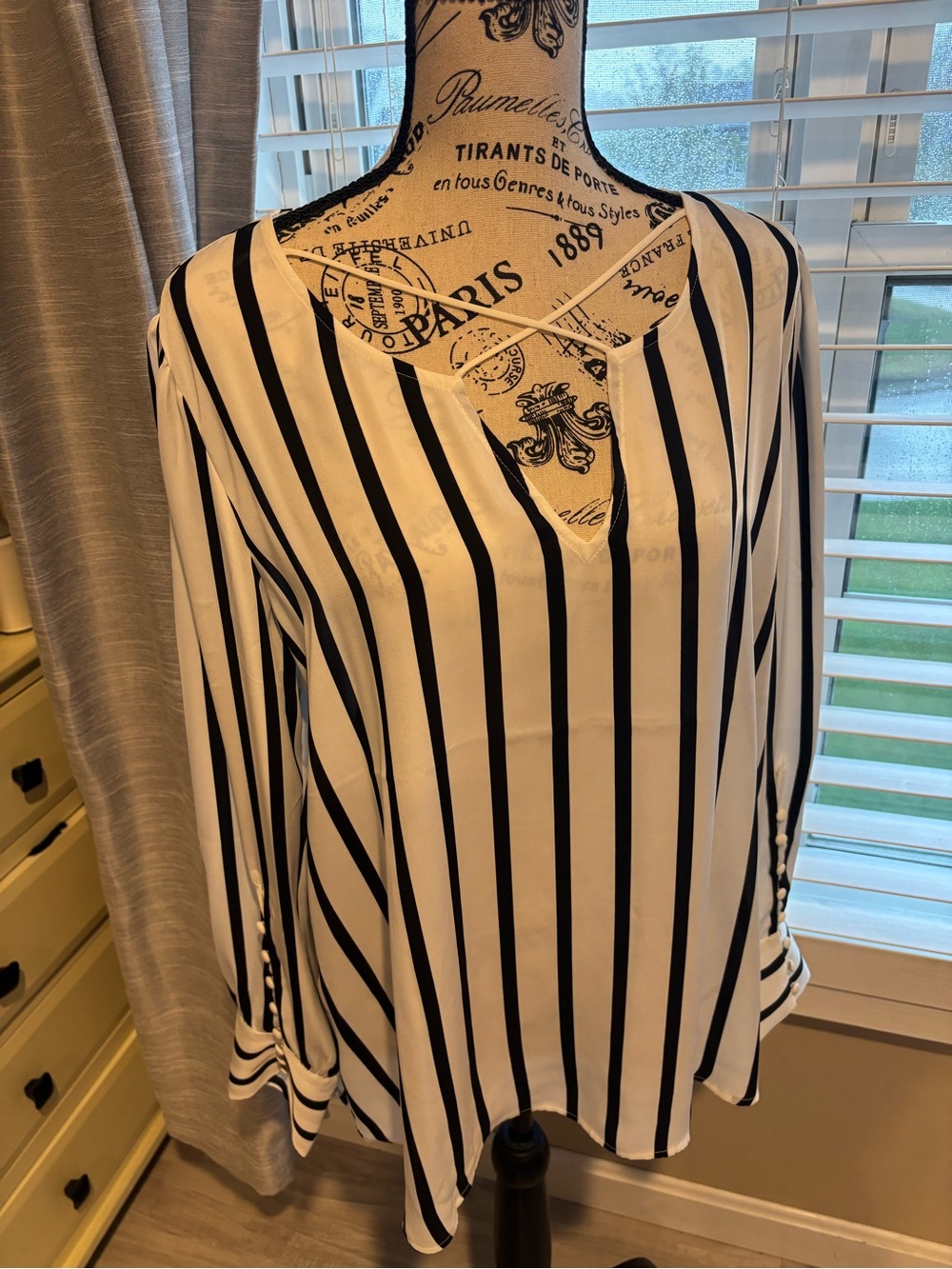 Express Black and White Vertical Stripe V-Neck Blouse NWT